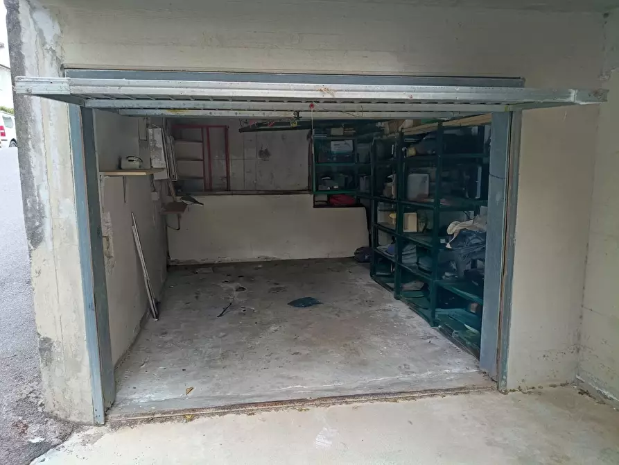 Immagine 16 di Appartamento in vendita  a Campiglia Marittima
