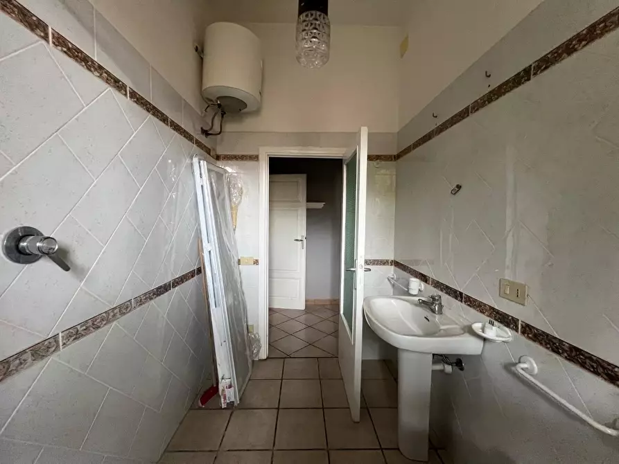 Immagine 28 di Casa bifamiliare in vendita  a Rosignano Marittimo