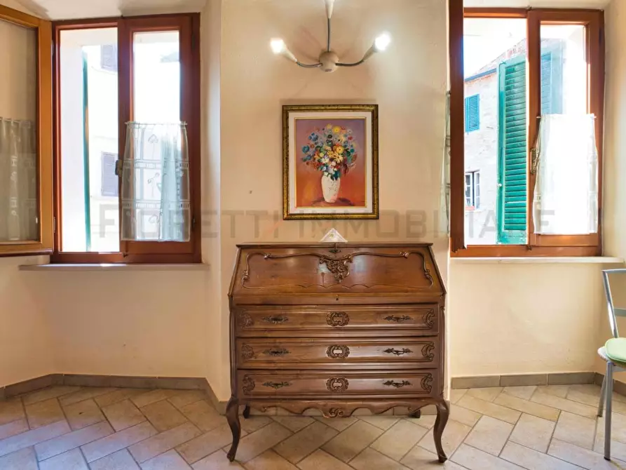 Immagine 3 di Appartamento in vendita  a Suvereto