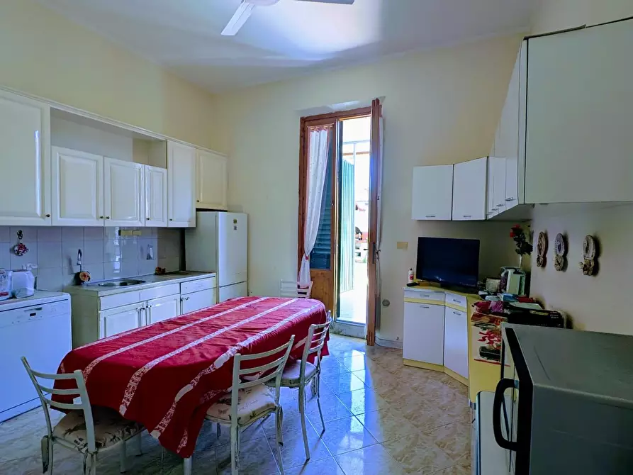 Immagine 2 di Appartamento in vendita  a Empoli