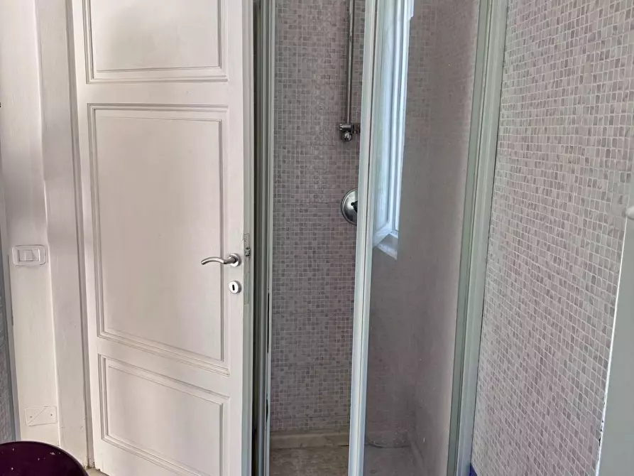 Immagine 9 di Appartamento in vendita  a Massa