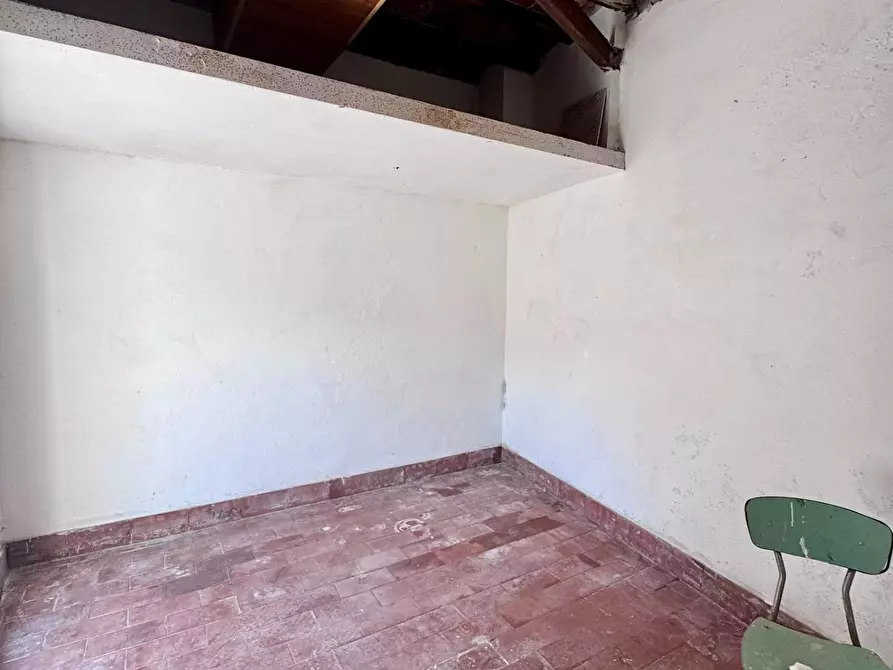 Immagine 10 di Appartamento in vendita  a Massa
