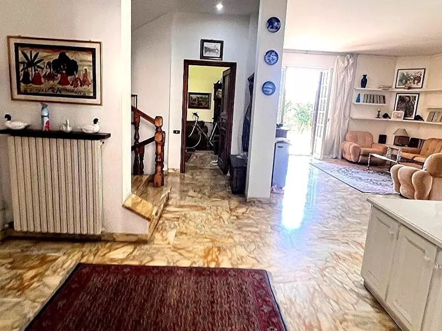 Immagine 31 di Villa in vendita  a Colle Di Val D'elsa