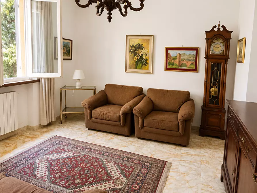 Immagine 32 di Villa in vendita  a Colle Di Val D'elsa