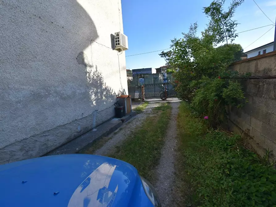 Immagine 46 di Terratetto in vendita  a San Giuliano Terme