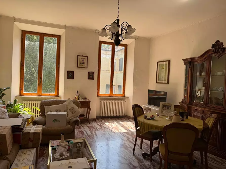 Immagine 4 di Appartamento in vendita  a Siena