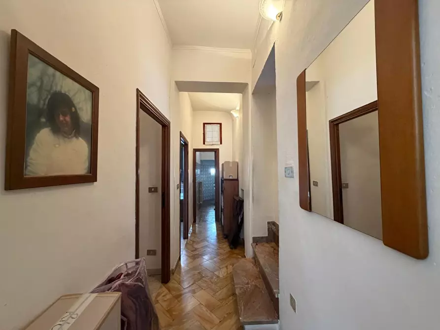 Immagine 26 di Appartamento in vendita  a Siena