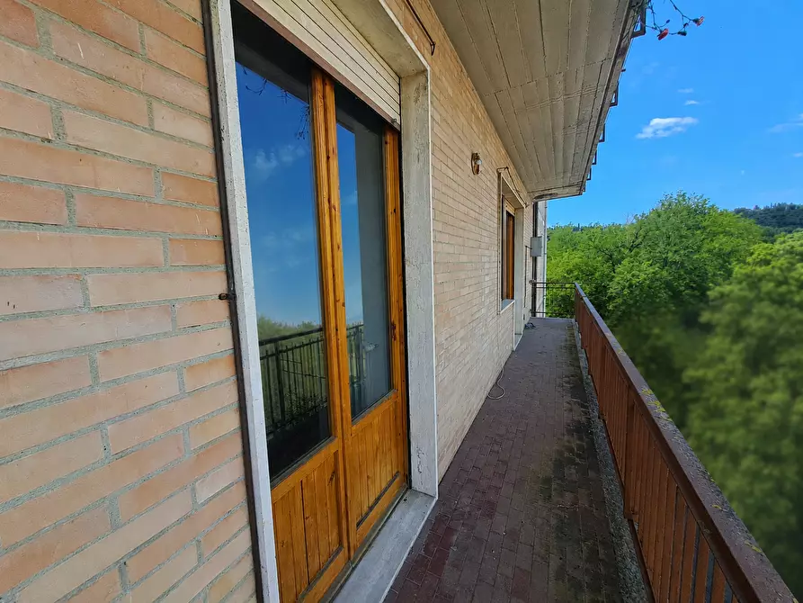 Immagine 4 di Appartamento in vendita  a Poggibonsi