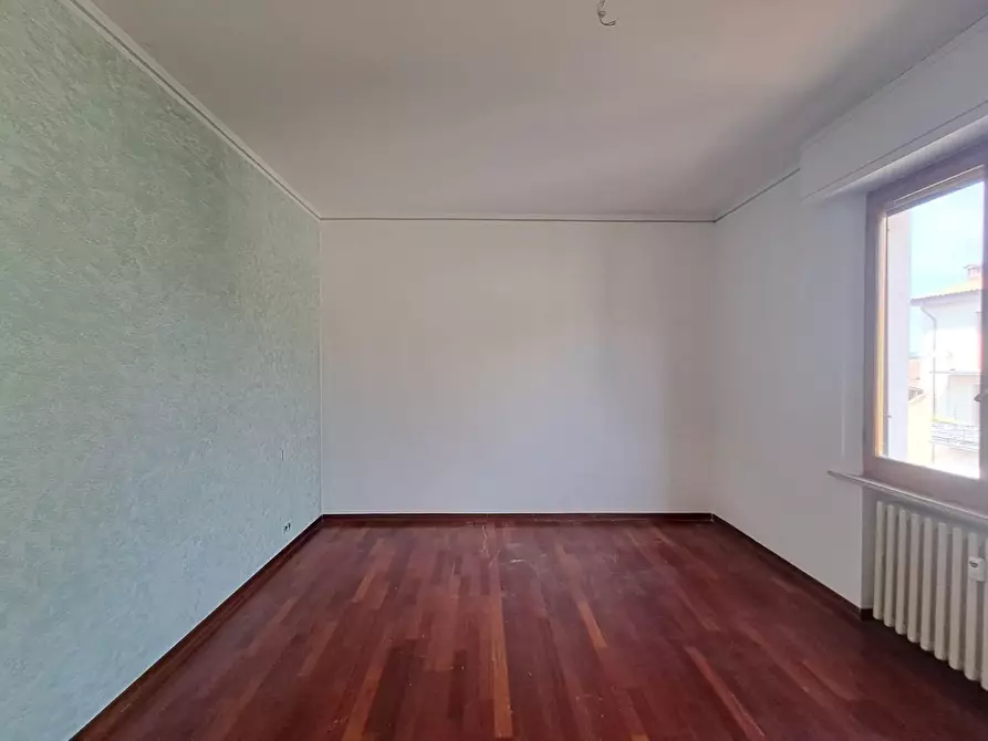 Immagine 14 di Appartamento in vendita  a Poggibonsi