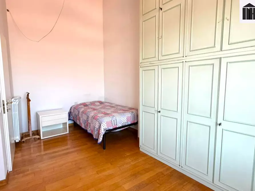 Immagine 17 di Appartamento in vendita  a Santa Croce Sull'arno