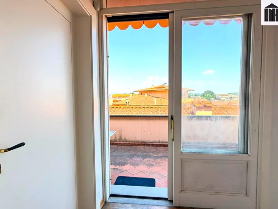Immagine 10 di Appartamento in vendita  a Santa Croce Sull'arno