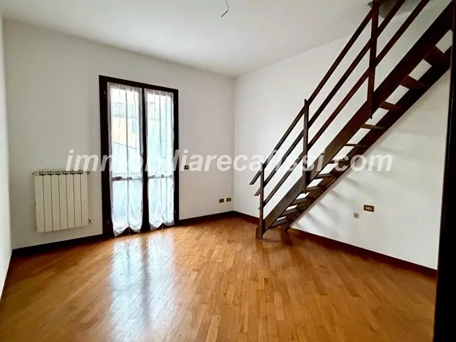 Immagine 11 di Villetta a schiera in vendita  a Poggio A Caiano