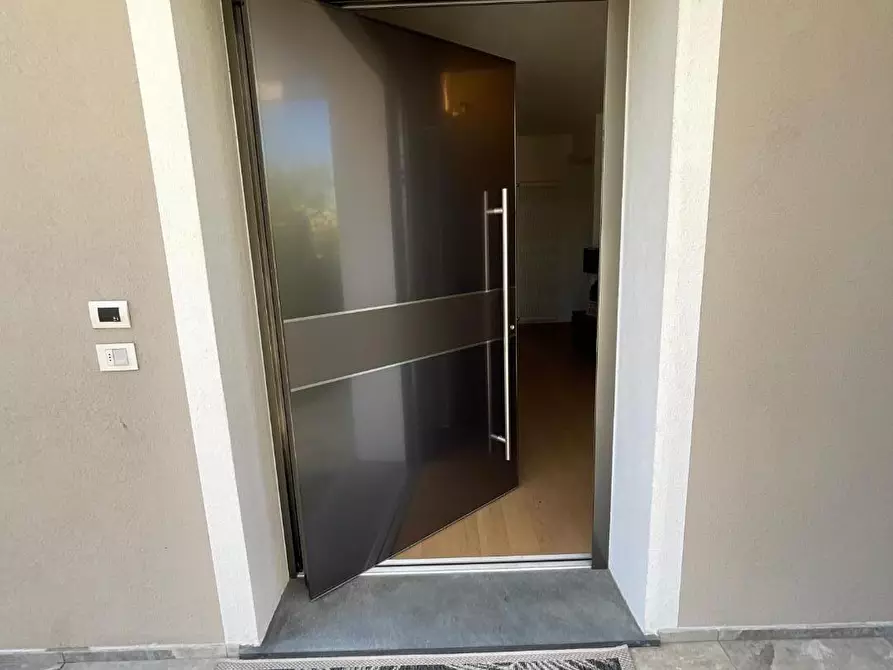 Immagine 2 di Casa bifamiliare in vendita  a Calcinaia