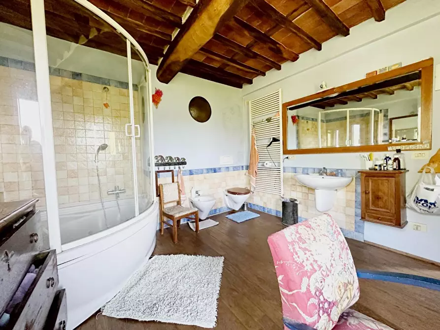 Immagine 11 di Rustico / casale in vendita  a Borgo A Mozzano