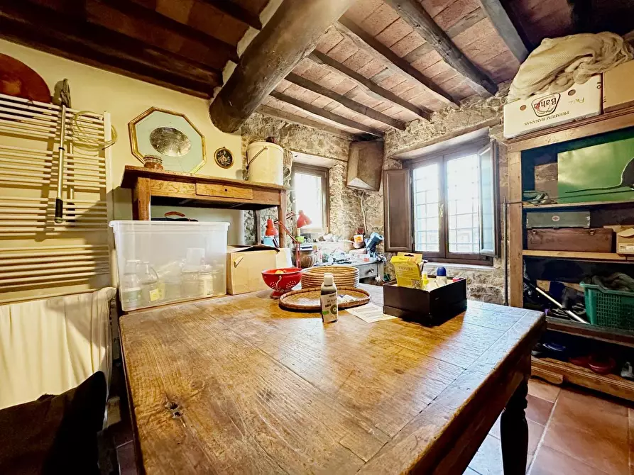 Immagine 7 di Rustico / casale in vendita  a Borgo A Mozzano