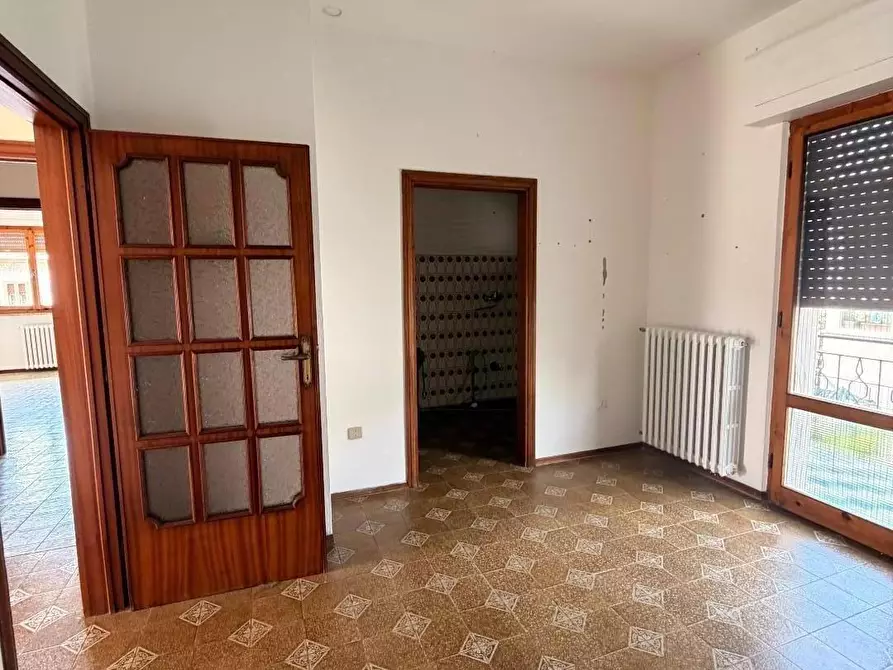 Immagine 11 di Appartamento in vendita  a Cecina