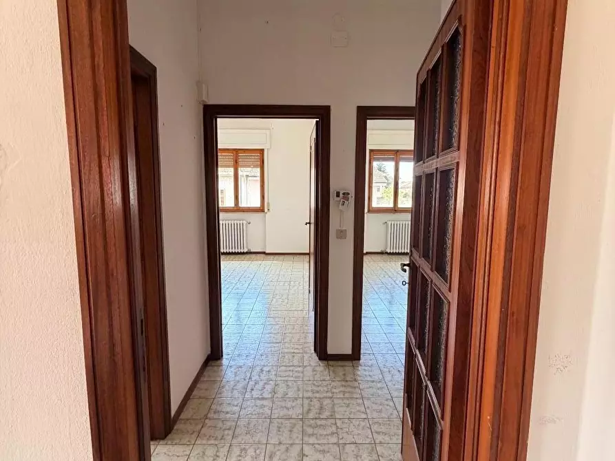 Immagine 16 di Appartamento in vendita  a Cecina