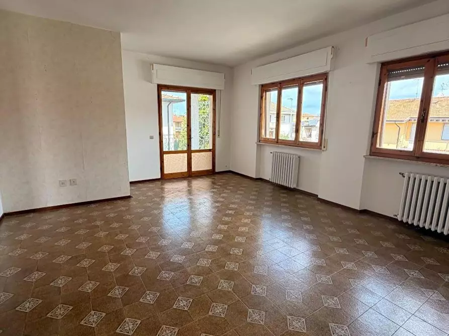 Immagine 6 di Appartamento in vendita  a Cecina