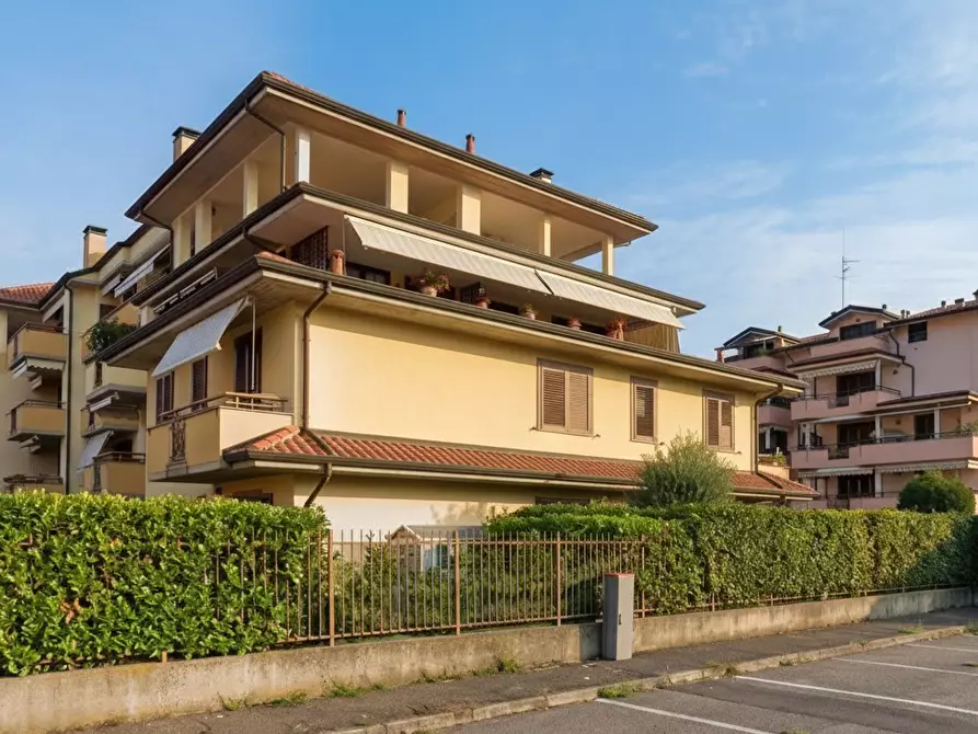Immagine 27 di Appartamento in vendita  a Canegrate