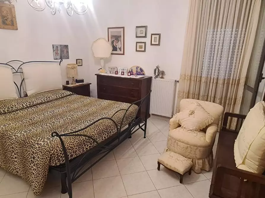 Immagine 10 di Appartamento in vendita  a Livorno