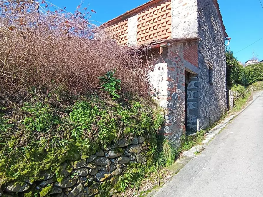 Immagine 1 di Deposito in vendita  a Coreglia Antelminelli