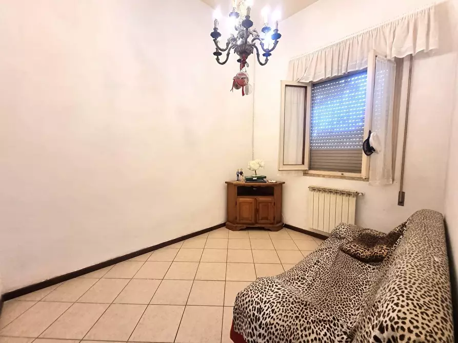 Immagine 4 di Villetta a schiera in vendita  a Viareggio