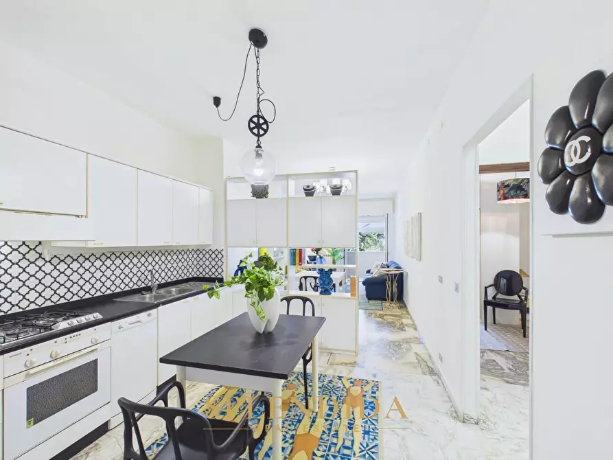 Immagine 2 di Appartamento in affitto  a Forte Dei Marmi