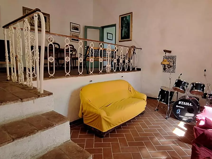 Immagine 33 di Casa colonica in vendita  a Santa Luce