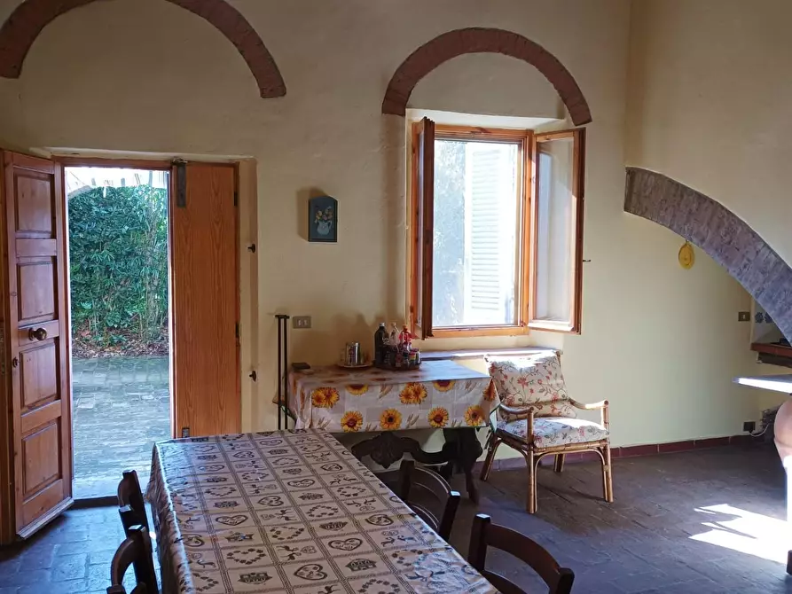 Immagine 6 di Casa colonica in vendita  a Santa Luce