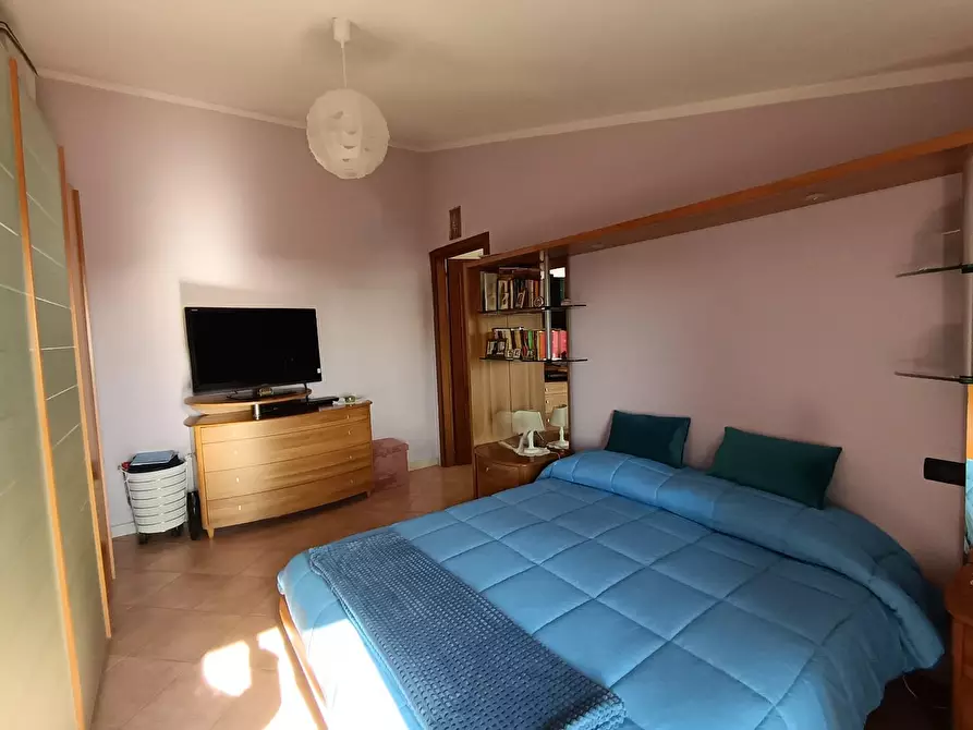 Immagine 12 di Villa in vendita  a Livorno