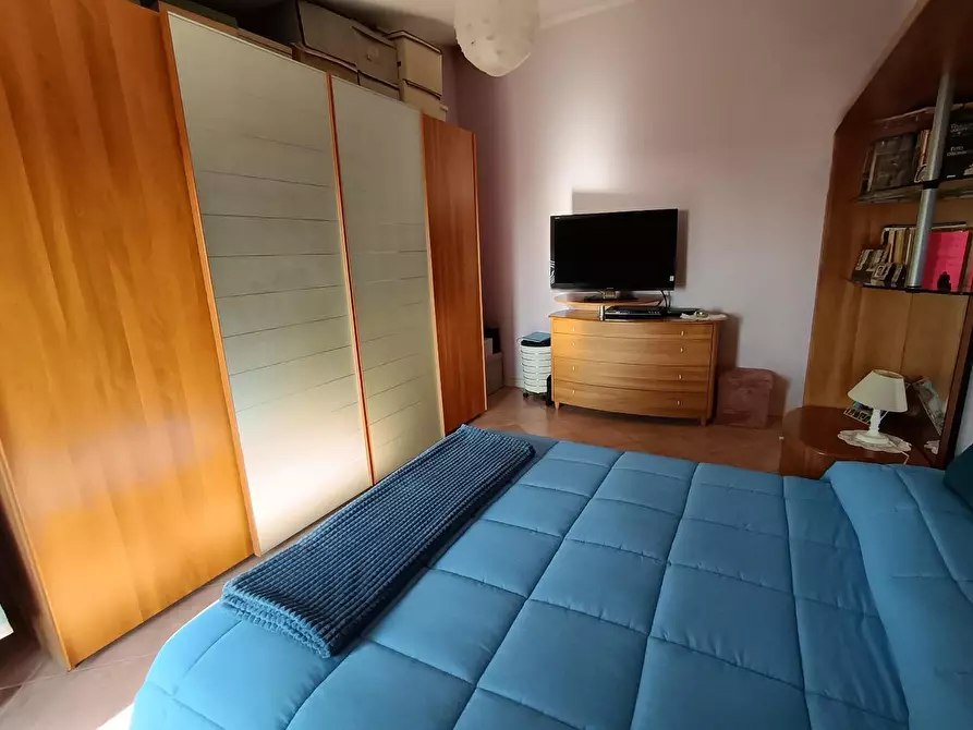 Immagine 13 di Villa in vendita  a Livorno
