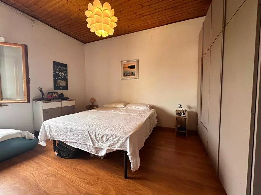 Immagine 10 di Appartamento in vendita  a Pontedera