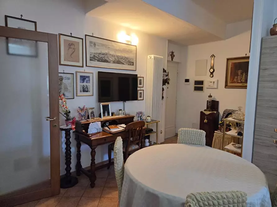 Immagine 6 di Appartamento in vendita  a Siena