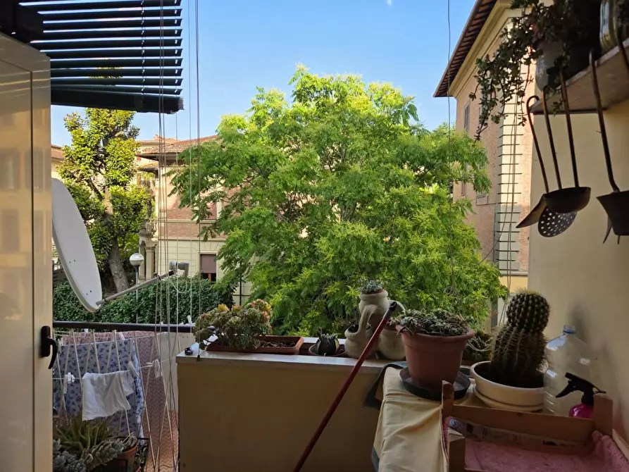 Immagine 9 di Appartamento in vendita  a Siena