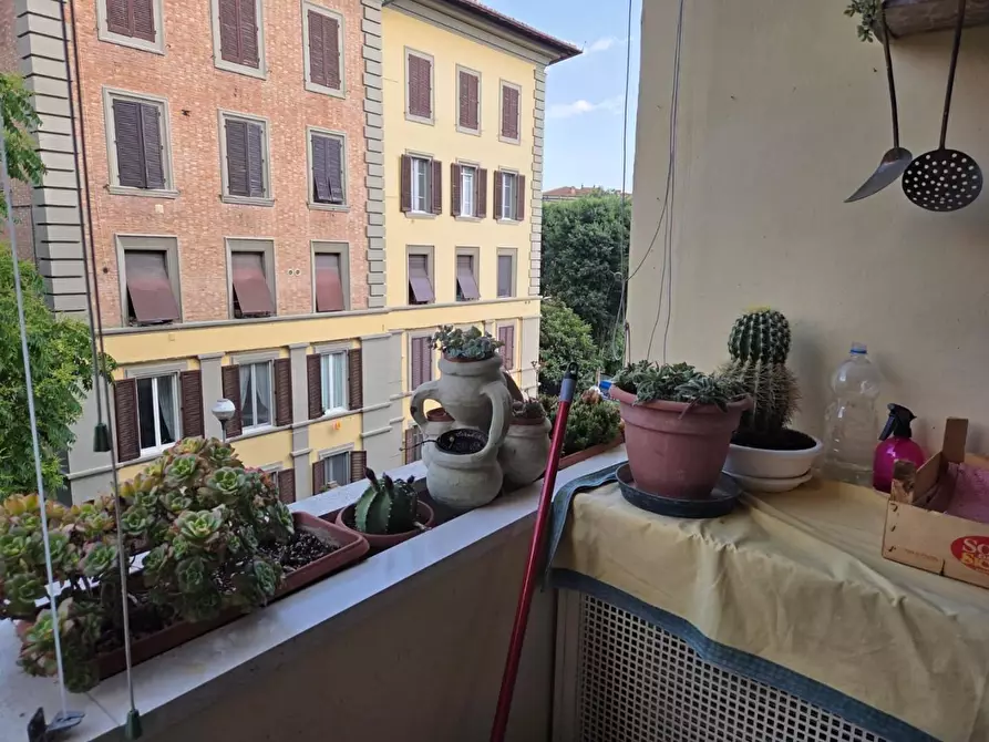 Immagine 12 di Appartamento in vendita  a Siena