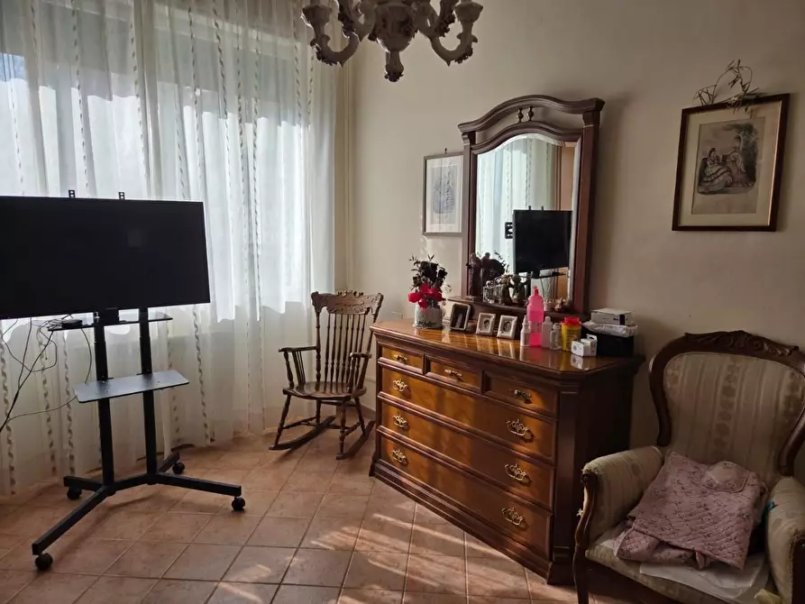 Immagine 20 di Appartamento in vendita  a Siena