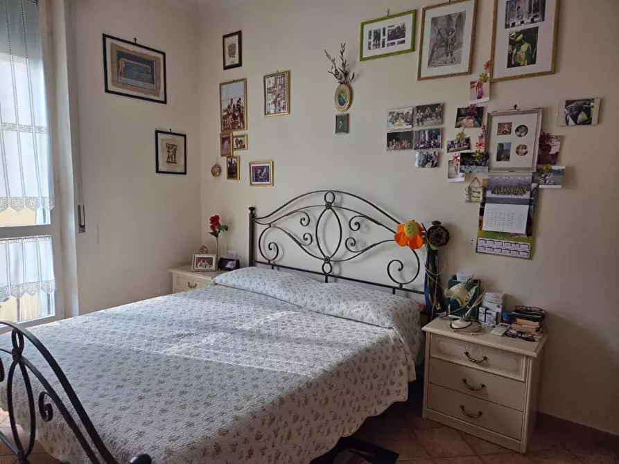 Immagine 13 di Appartamento in vendita  a Siena