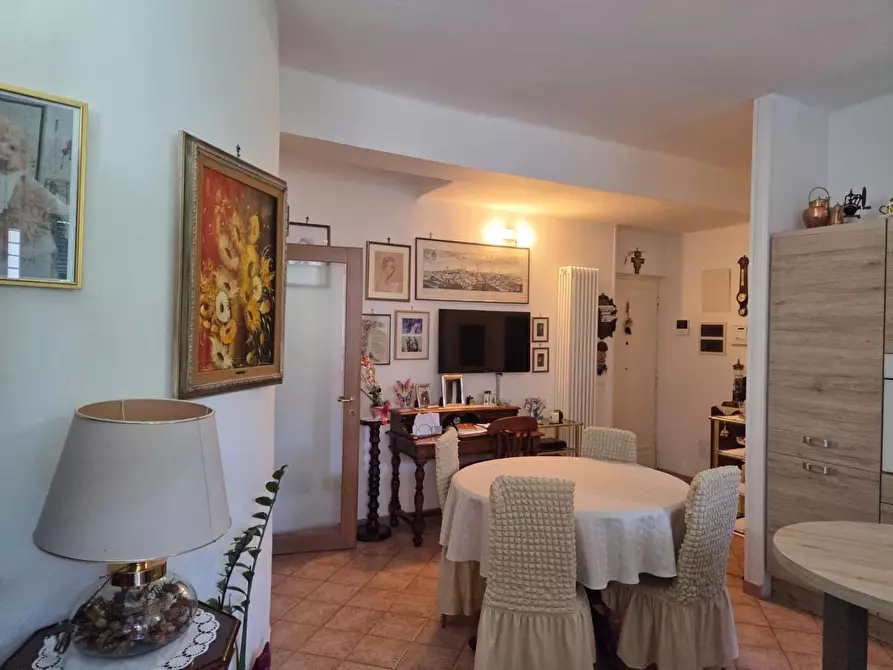 Immagine 1 di Appartamento in vendita  a Siena