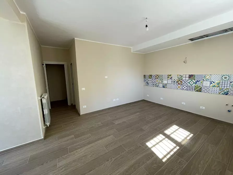 Immagine 3 di Appartamento in vendita  a Cascina