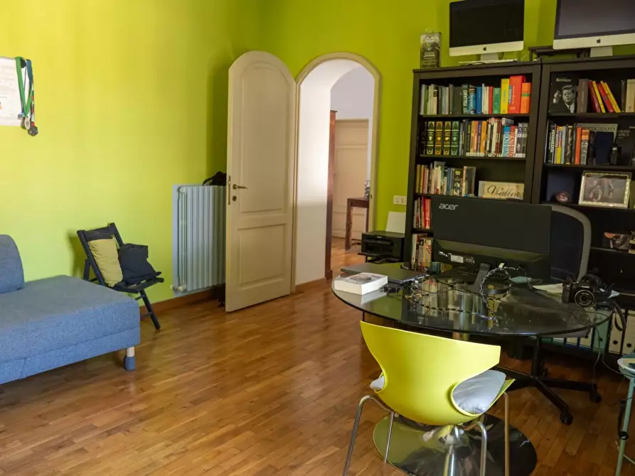 Immagine 14 di Villa in vendita  a San Giuliano Terme