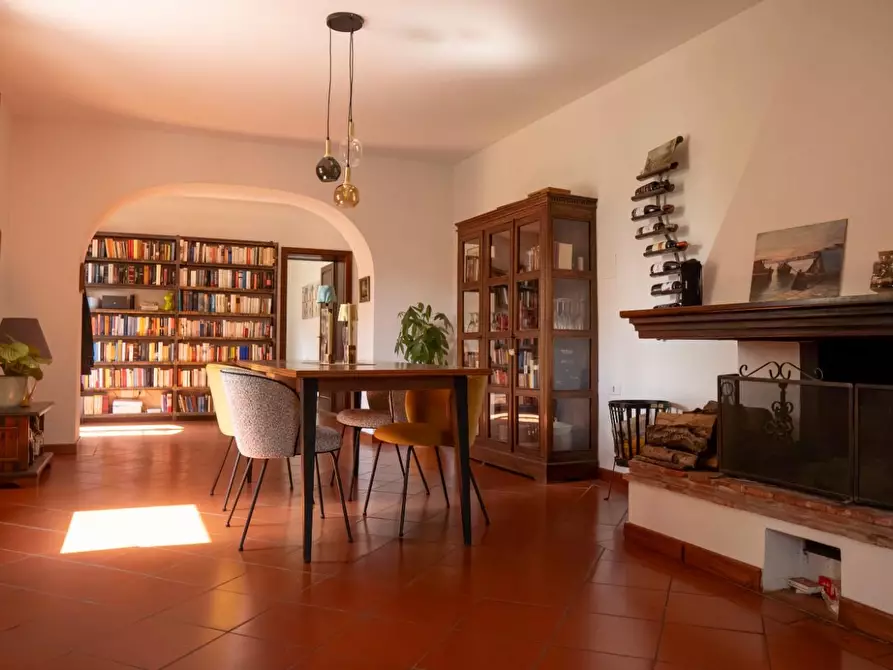 Immagine 10 di Villa in vendita  a San Giuliano Terme