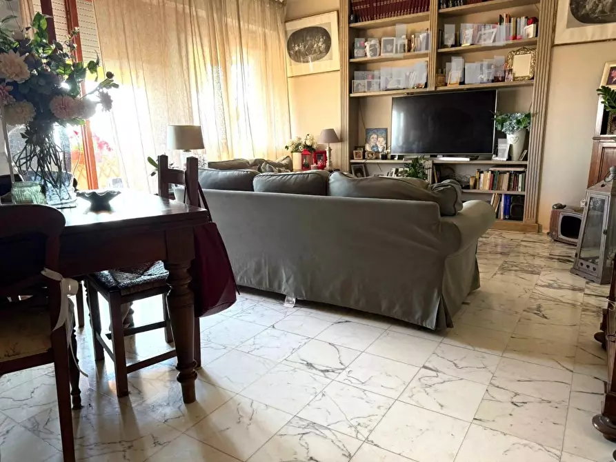 Immagine 13 di Appartamento in vendita  a Seravezza