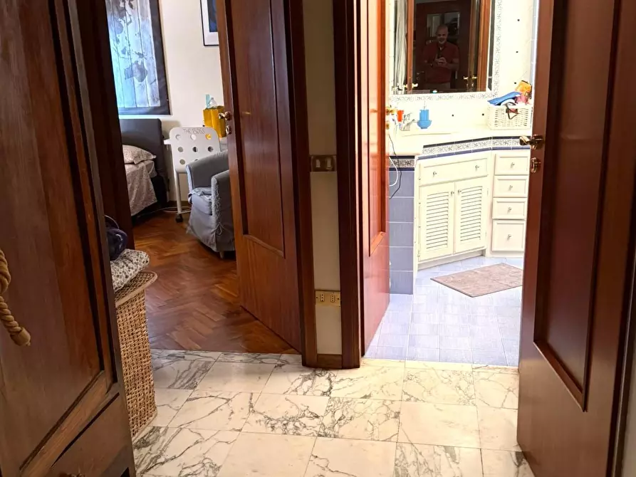 Immagine 17 di Appartamento in vendita  a Seravezza