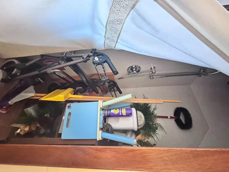 Immagine 70 di Casa colonica in vendita  a Pietrasanta