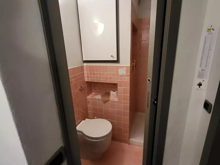 Immagine 15 di Terratetto in affitto  a Scandicci