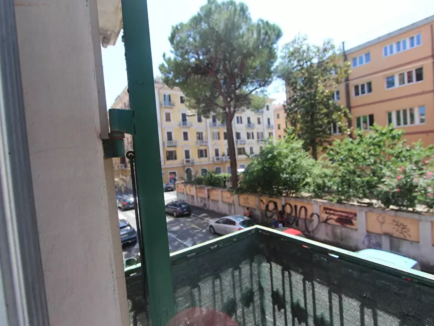 Immagine 13 di Appartamento in vendita  a La Spezia
