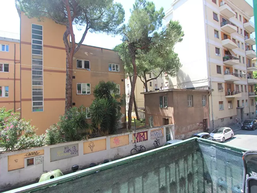 Immagine 15 di Appartamento in vendita  a La Spezia