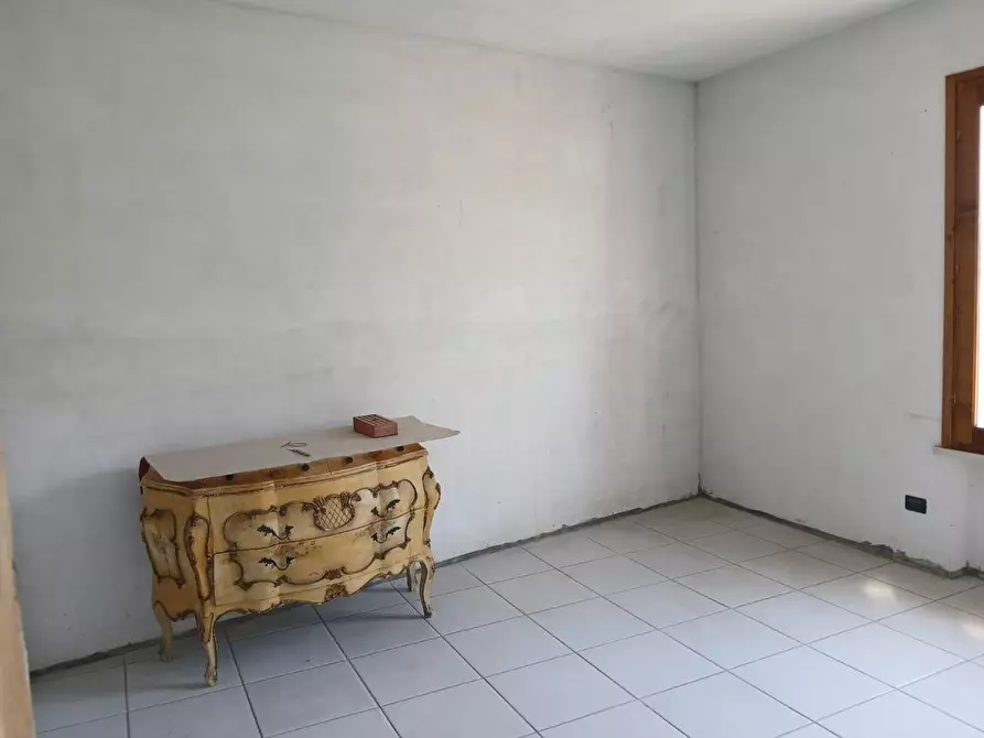 Immagine 31 di Casa indipendente in vendita  a San Giuliano Terme