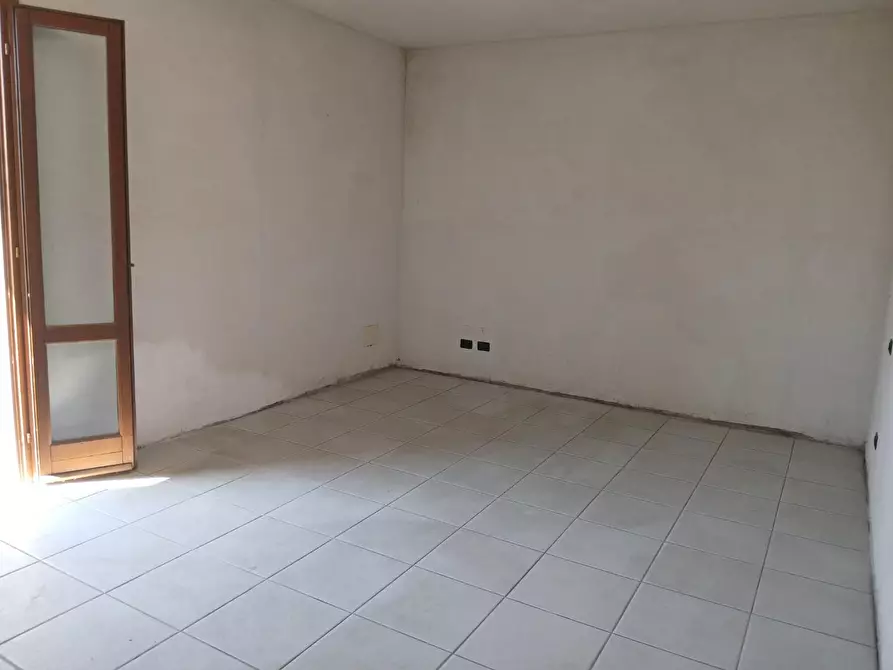 Immagine 22 di Casa indipendente in vendita  a San Giuliano Terme