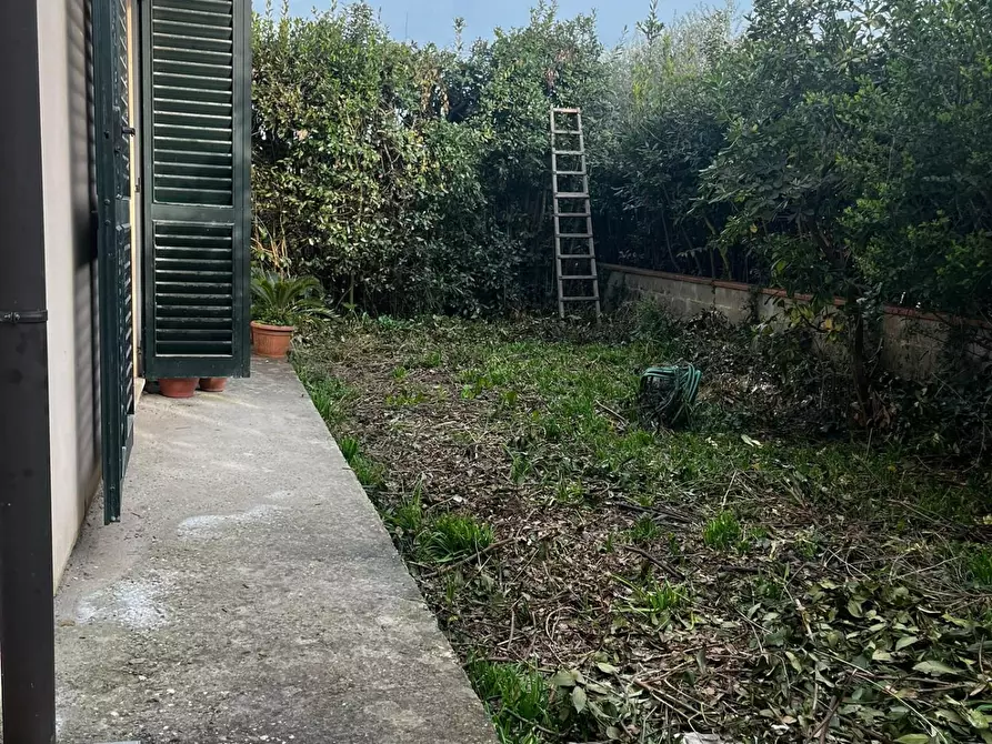 Immagine 46 di Casa indipendente in vendita  a San Giuliano Terme